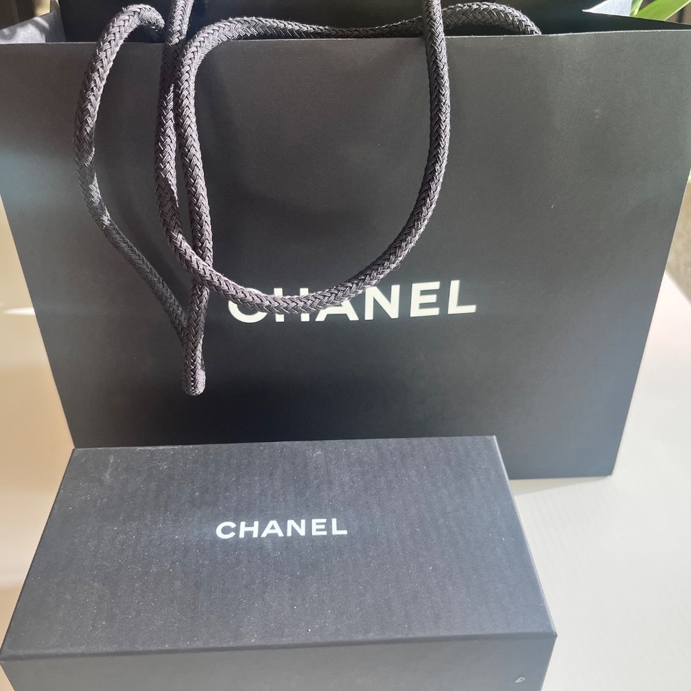 Chanel Sunglasses - Picture 6 of 6